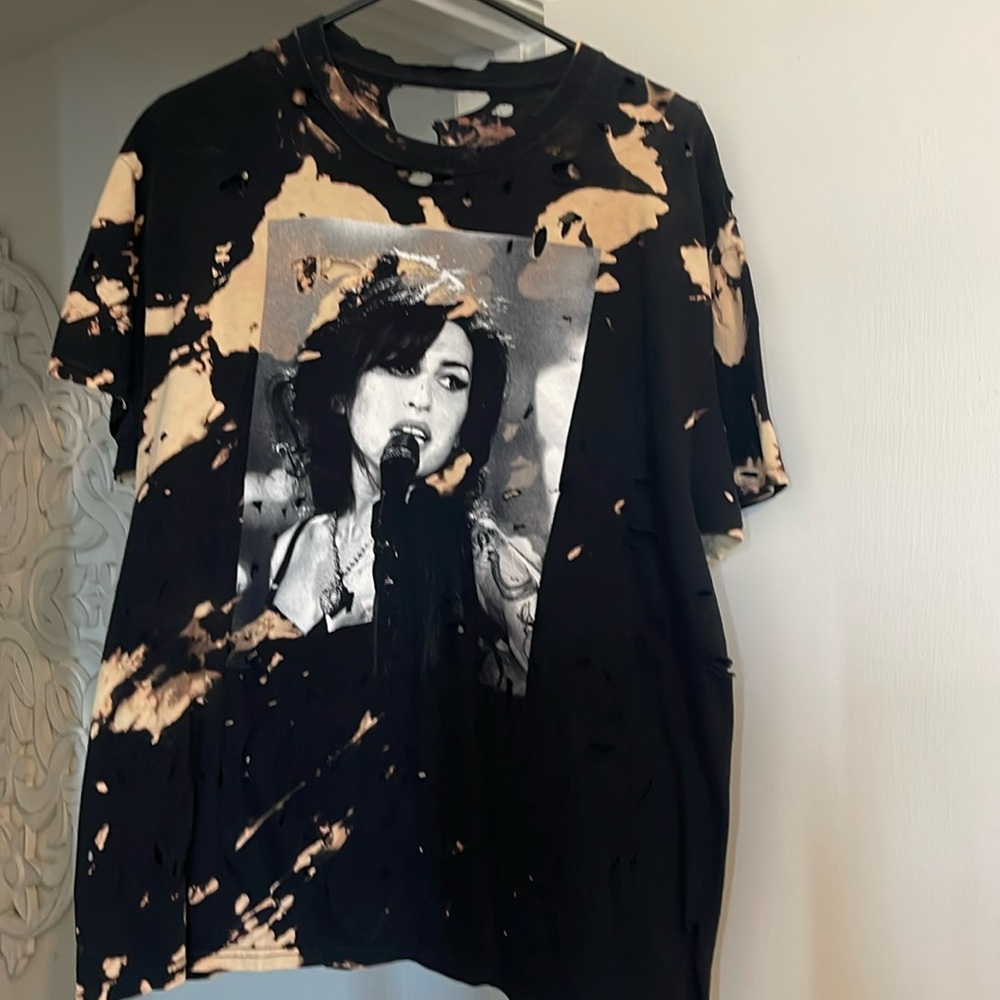 Custom Made/Distressed Amy Winehouse Tee